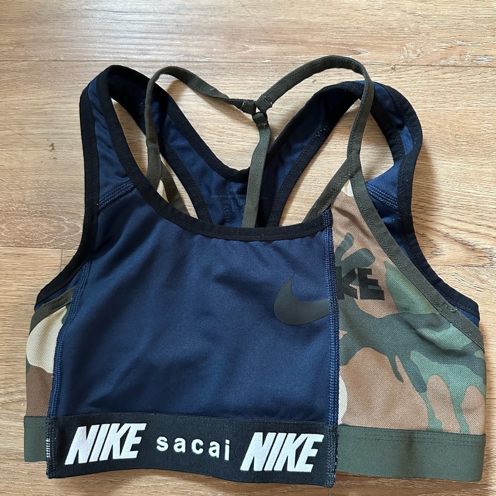 Nike x sacai women’s sports bra